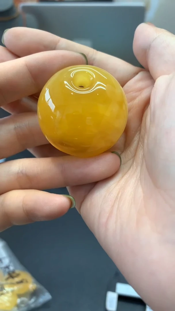 未镶嵌琥珀珠宝奇石2200