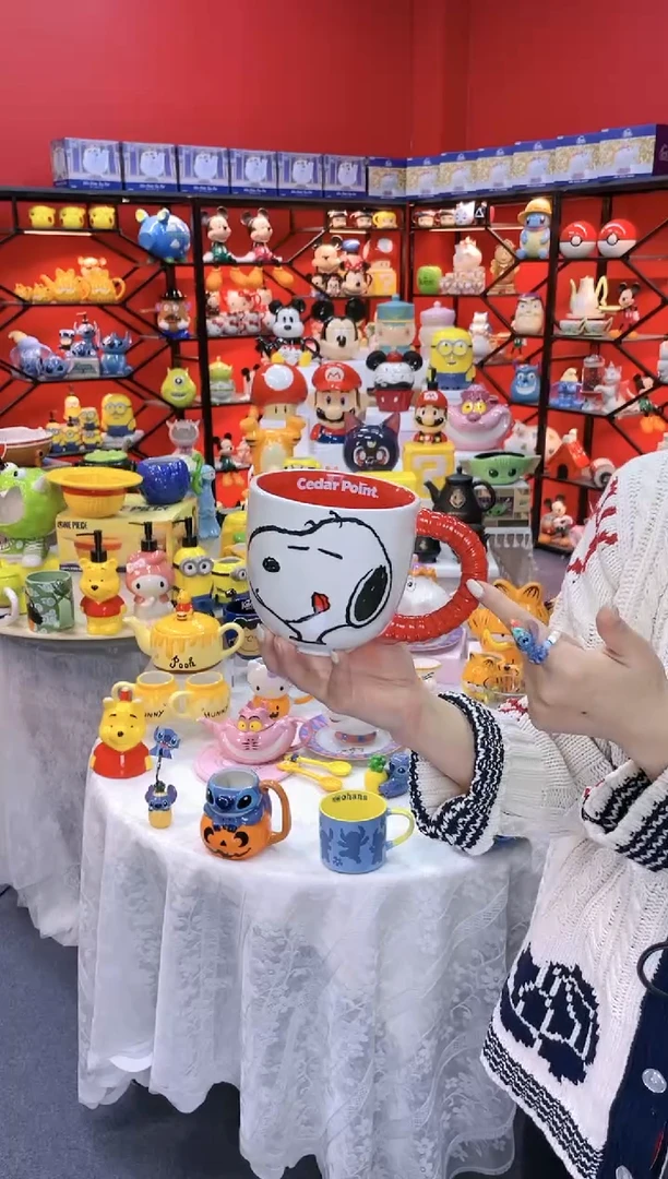 【闪购商品】1@@史努比红色手柄陶瓷杯