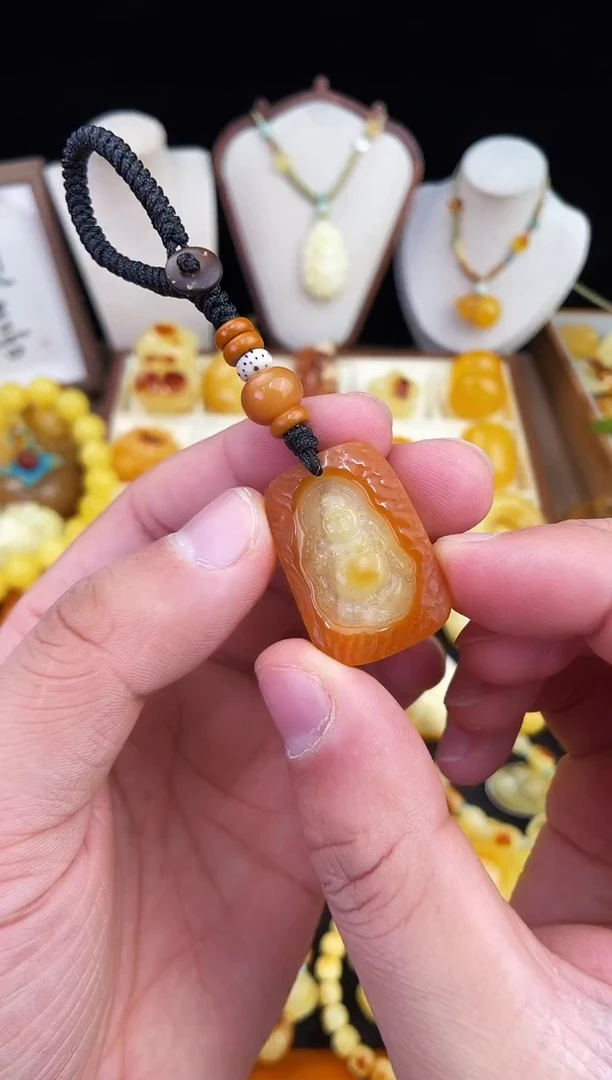 琥珀未镶嵌珠宝奇石柒月