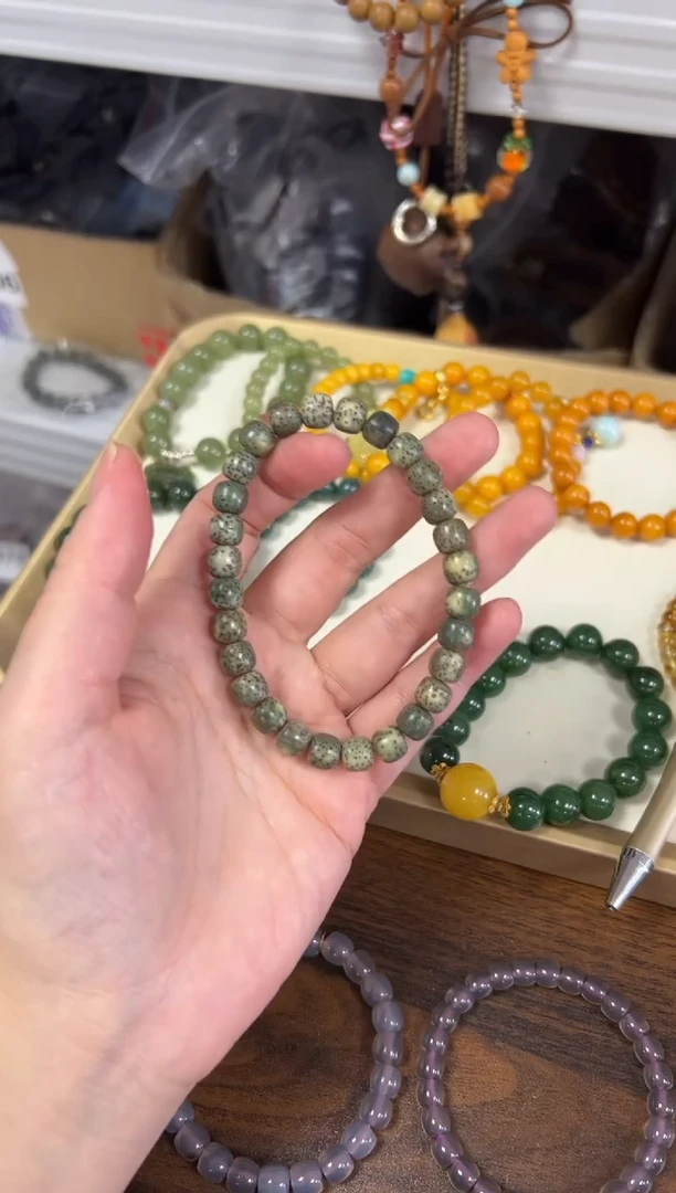 星月菩提手串石玉奶奶灰星月菩提素圈手串