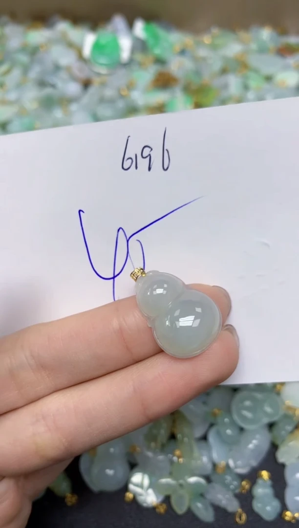 【闪购商品】翡翠颈饰18K金镶嵌天然翡翠A货