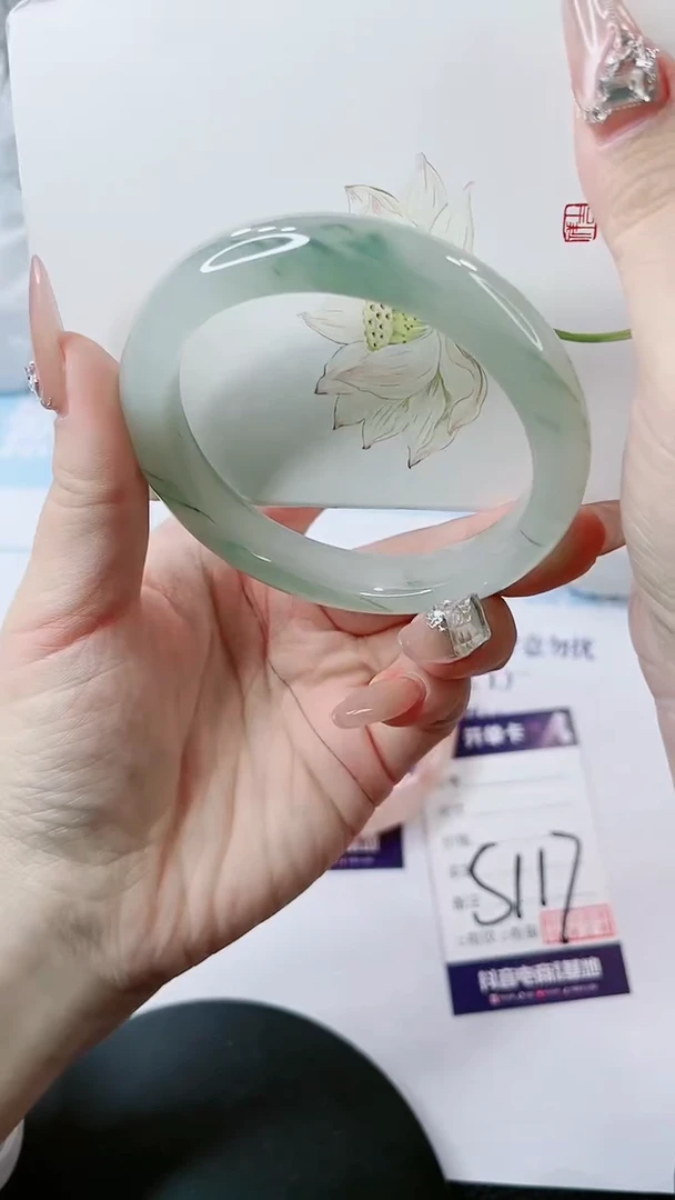 【闪购商品】石英质玉手镯未镶嵌多样性发货S117