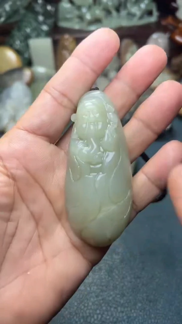 未镶嵌和田玉把件-
