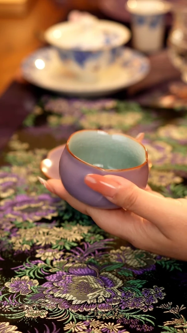 木槿紫花口杯······