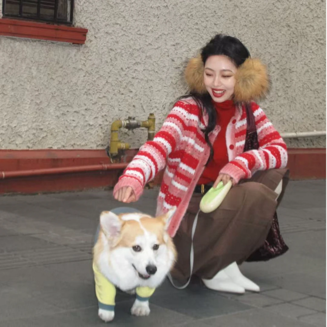 徐艺洋同款韩版柔软红色条纹圆领针织衫女2025春新款宽松毛衣上衣