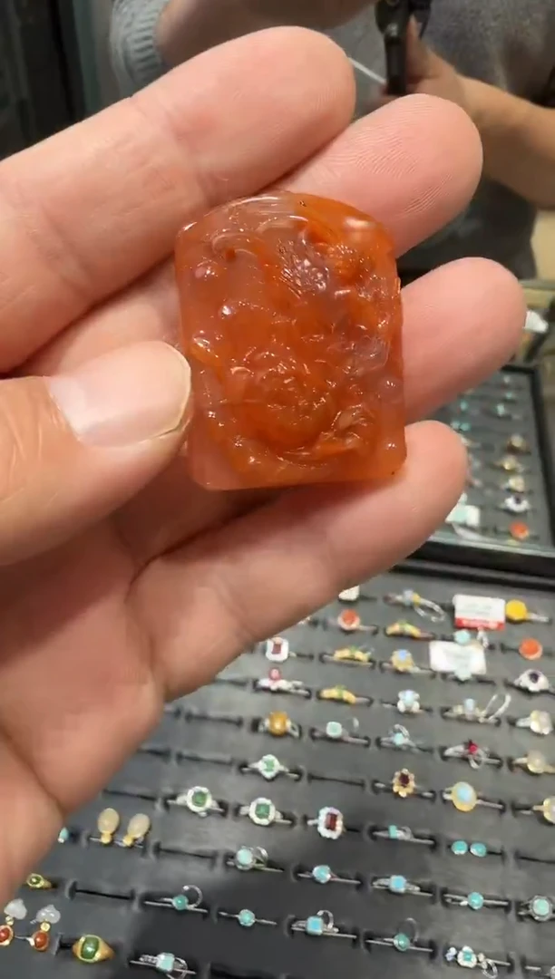 颈饰未镶嵌南红玛瑙多样性发一