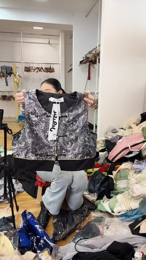 L码        105-115斤