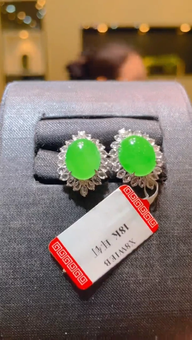 翡翠18K金镶嵌吊坠(不含链)A38