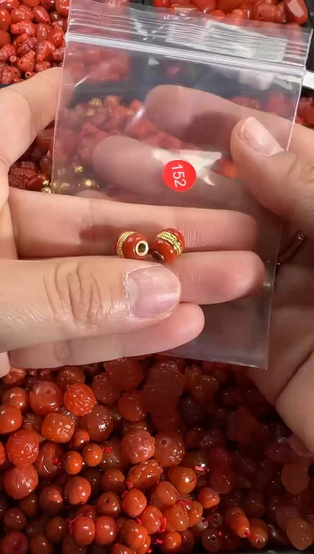 【闪购商品】南红玛瑙颈饰未镶嵌1