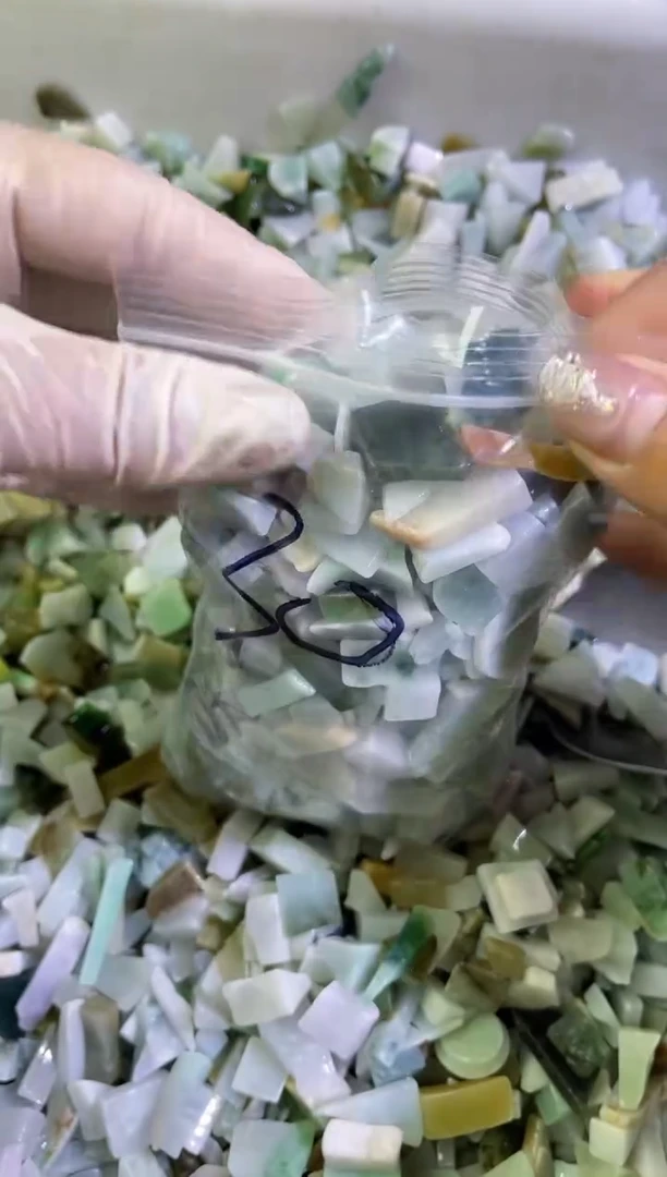 【闪购商品】翡翠颈饰未镶嵌天然翡翠小号500克30