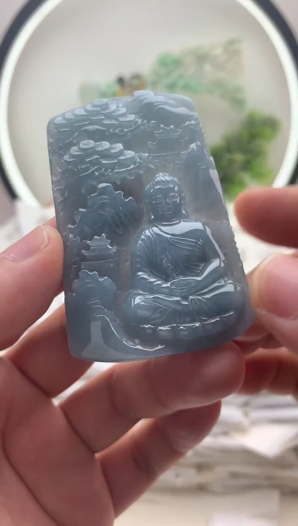 颈饰未镶嵌翡翠大日如来