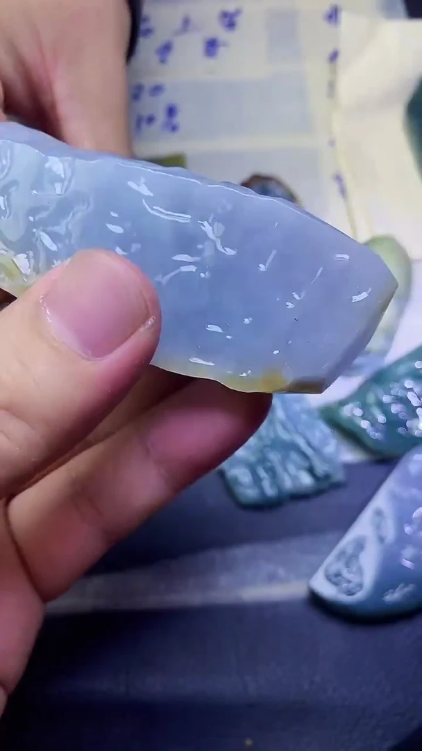 合金颈饰玛瑙/玉髓天然翡翠