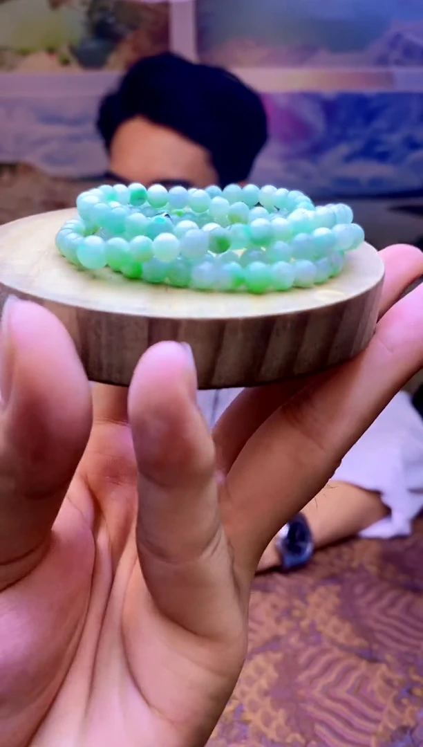 定制翡翠未镶嵌天然缅料A货翡翠 多样性发货