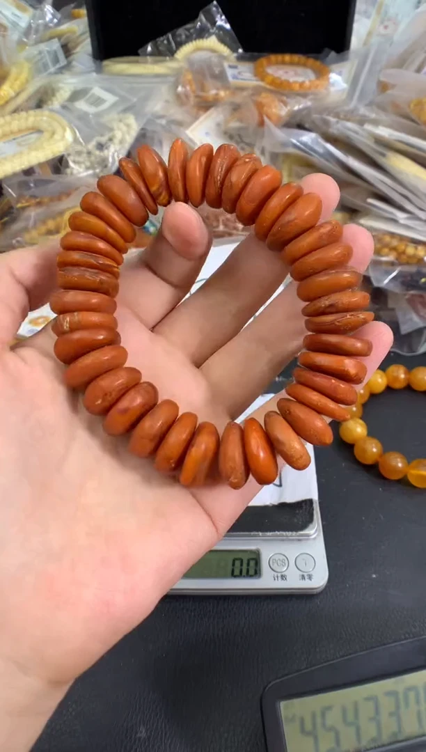 蜜蜡未镶嵌珠宝奇石1