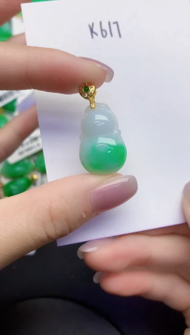 颈饰未镶嵌翡翠缅甸天然翡翠A货