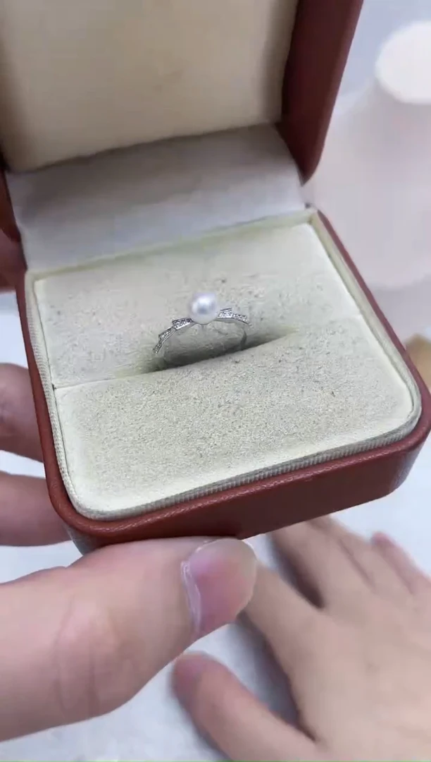 银S925镶嵌戒指海水珍珠