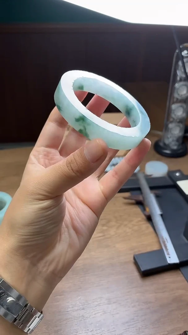 未镶嵌手镯定制翡翠开*果定制