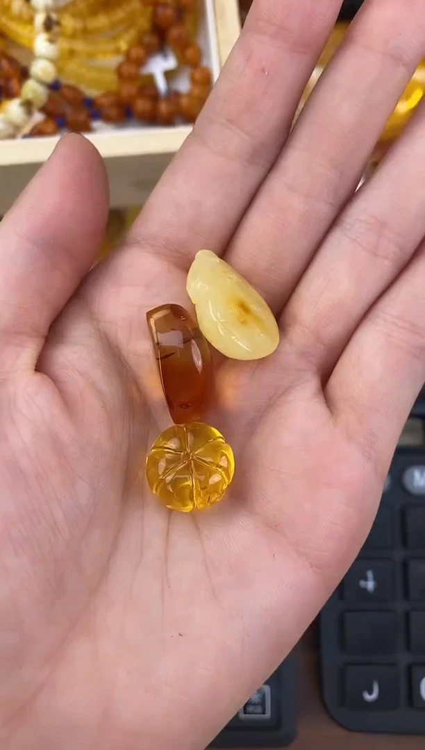 裸石琥珀未镶嵌天然琥珀蜜蜡