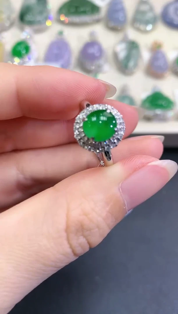【闪购商品】翡翠戒指18K金镶嵌B166