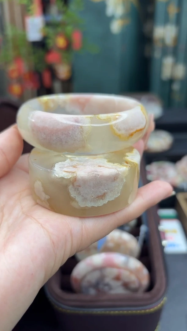 【闪购商品】石英质玉手镯未镶嵌541（60圈赠送镯心）