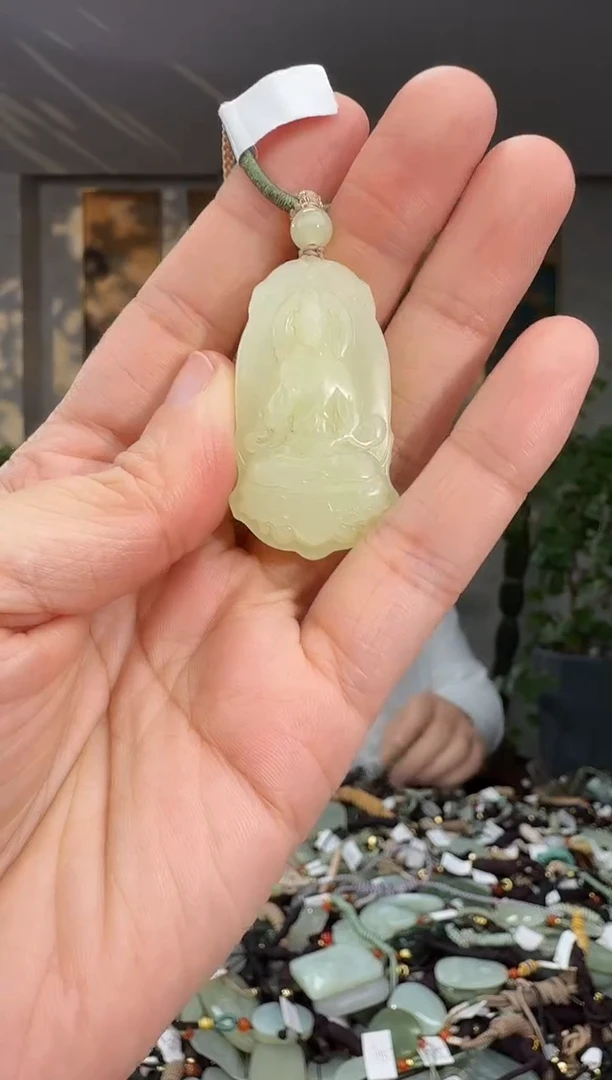 未镶嵌和田玉挂件拍一发一