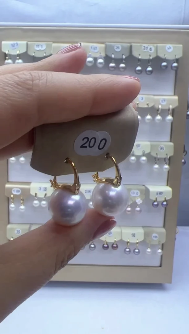 【闪购商品】淡水珍珠耳饰银S925镶嵌200