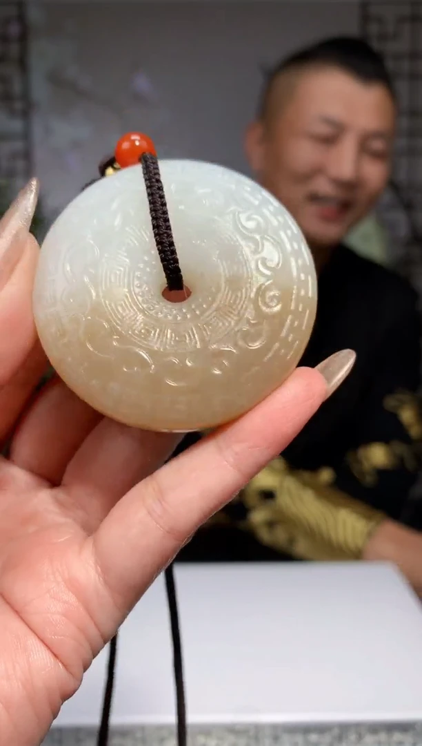 【闪购商品】定制和田玉Boss阳天然和田玉（拍一发一）