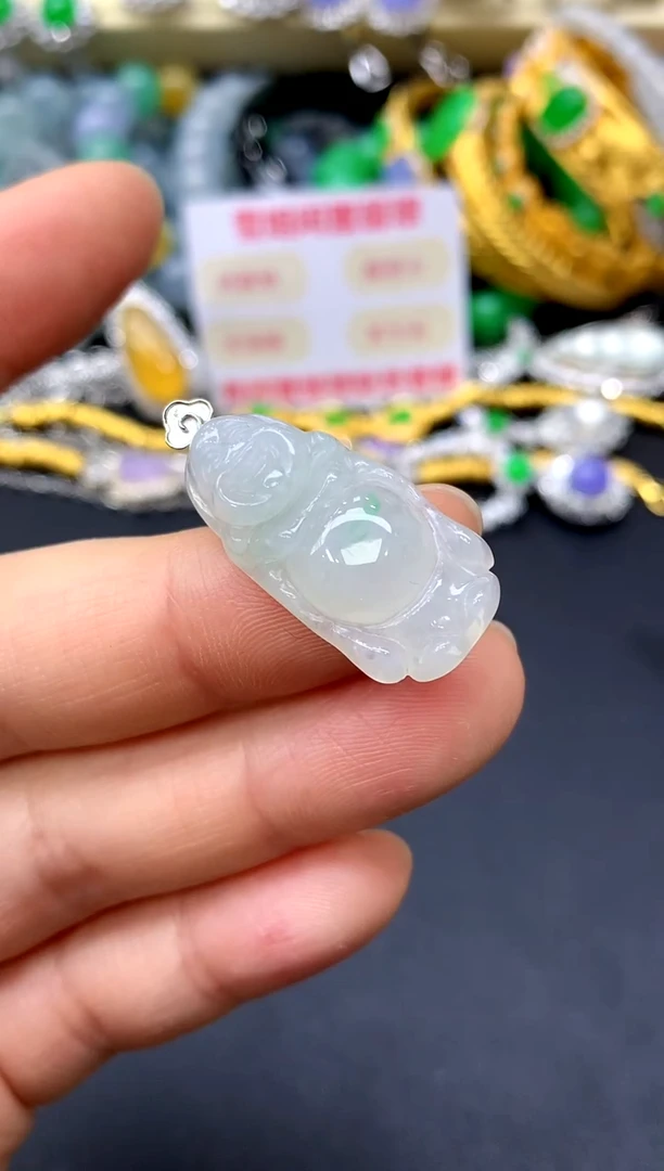 颈饰18K金镶嵌翡翠23-中国好珍宝