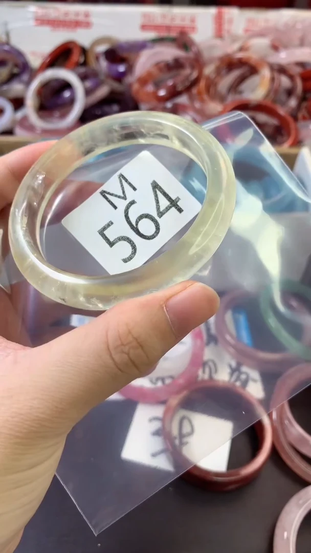 水晶手镯未镶嵌57手镯M564