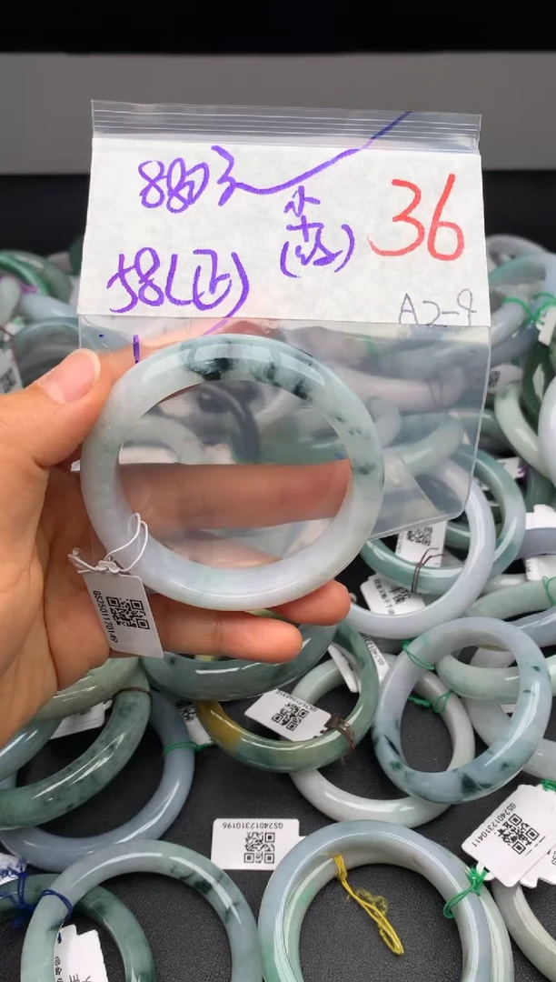 【闪购商品】定制翡翠未镶嵌毛货需精细抛光+多样性发货拍一发一