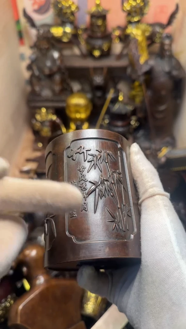 精品专属链接---【梅兰竹菊笔筒】