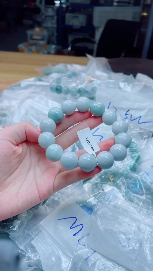 定制翡翠未镶嵌珠串