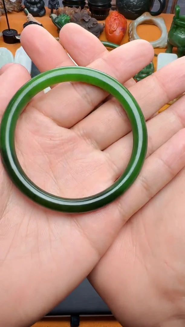 和田玉手镯未镶嵌56/57圈口 01