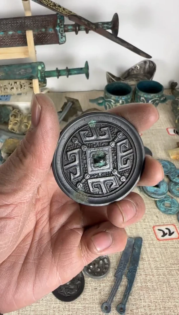 【闪购商品】鼎世藏馆精品高货8888888