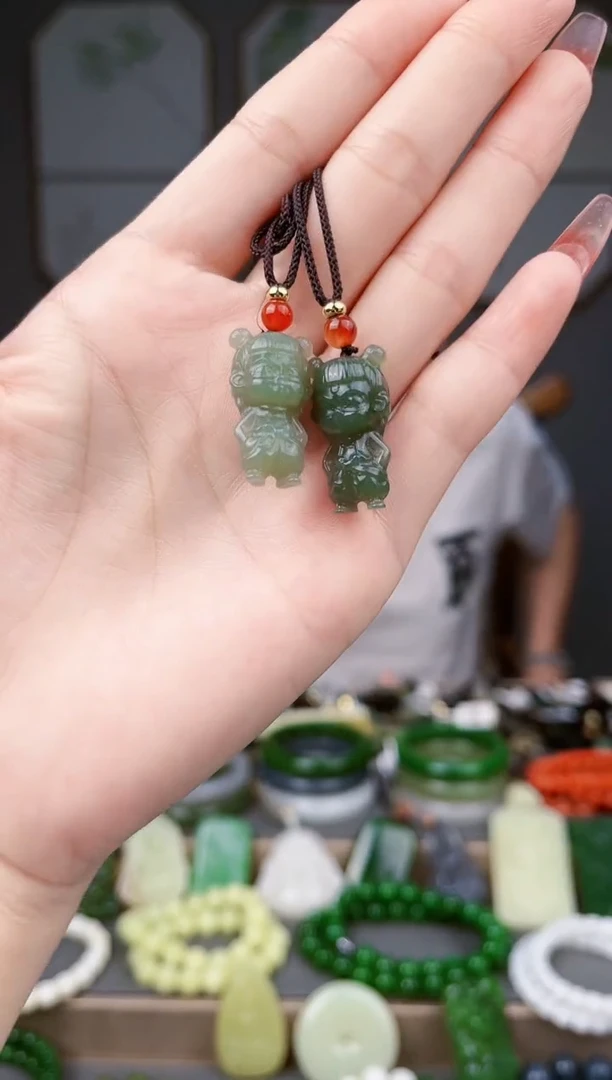 和田玉未镶嵌颈饰多样性发货   拍一单发一个