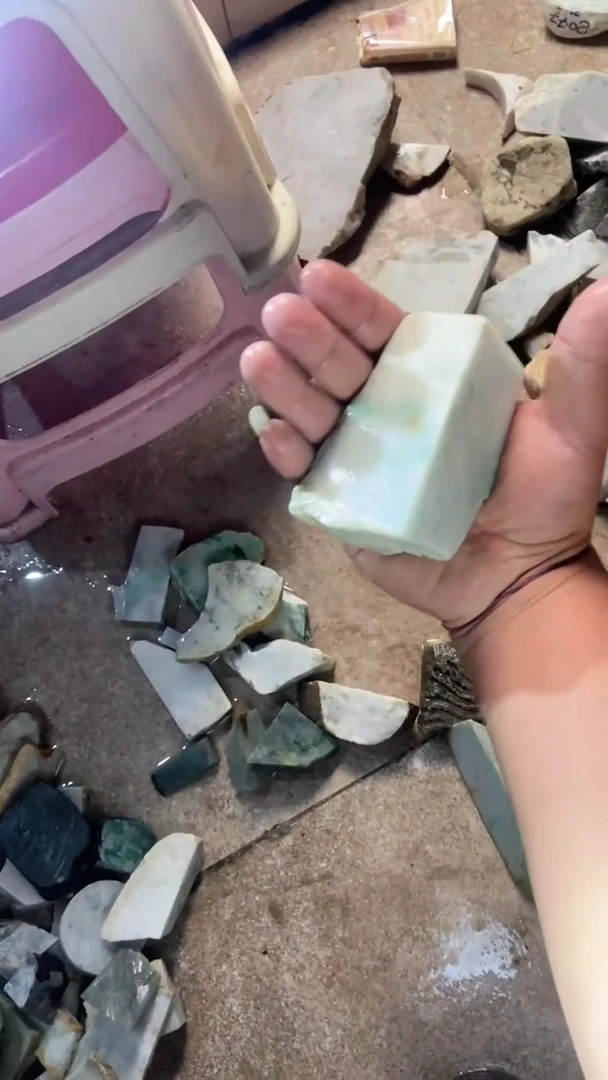 配石翡翠翡翠边角料未加工35