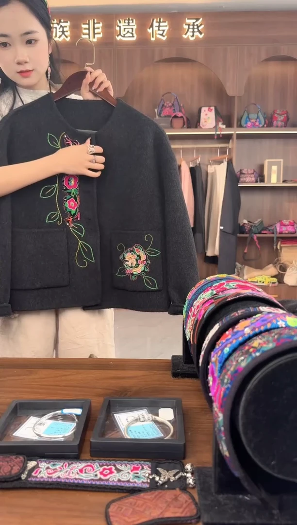 刺绣扶光苗绣传承L54