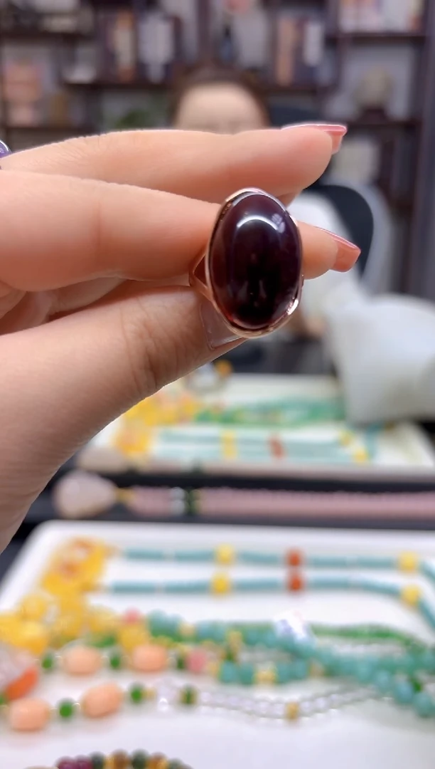 【闪购商品】血珀戒指银S925镀金镶嵌J23