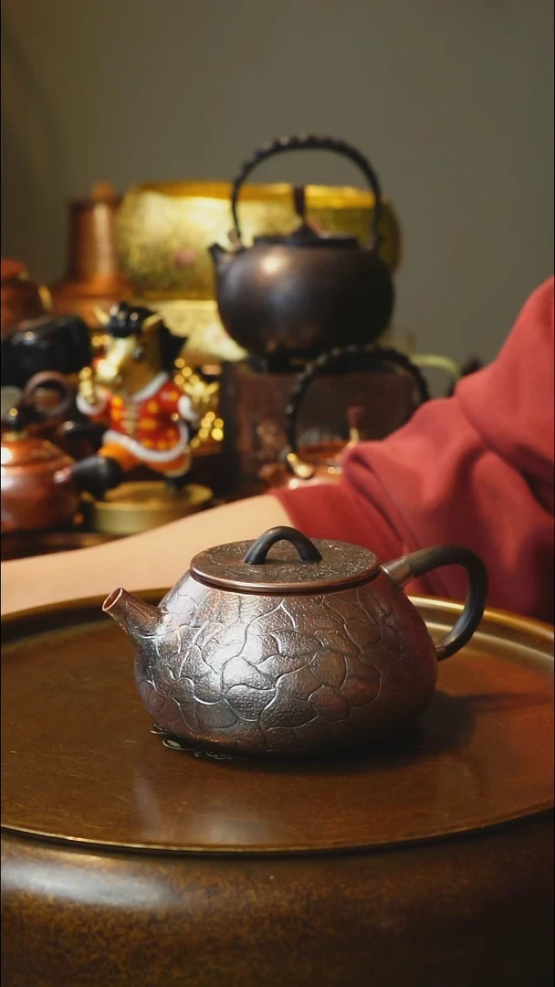 纯紫铜冰裂纹石瓢泡茶壶