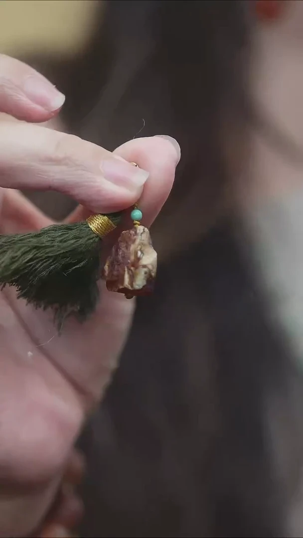 裸石琥珀未镶嵌蜜蜡滴流