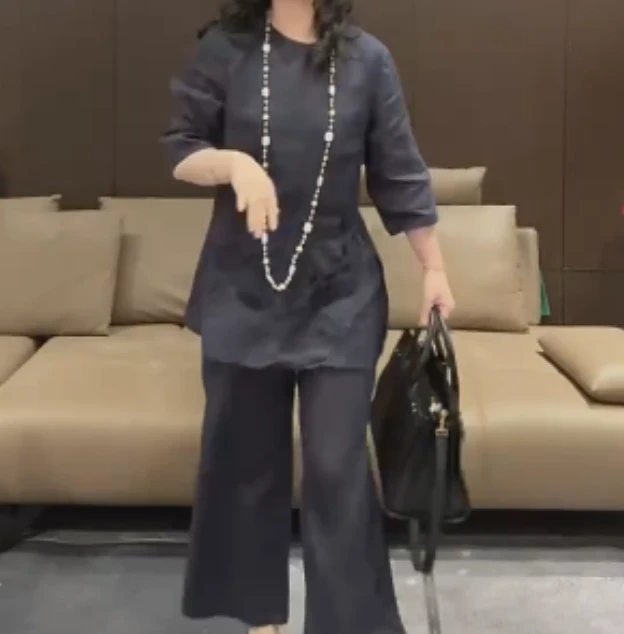 2025春季新款网红同款洋气韩版潮流休闲妈妈装两件套GIER