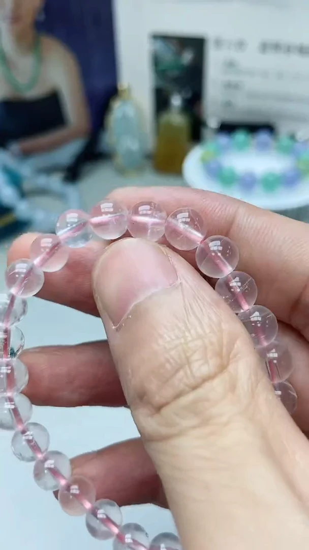 未镶嵌颈饰水晶手串