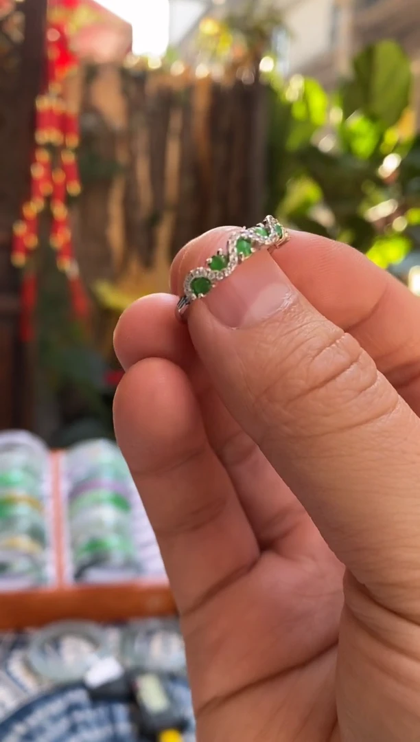 银S925镶嵌戒指翡翠翡翠戒指