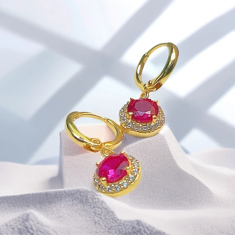 培育红宝石【74】圆形红宝石耳圈一对