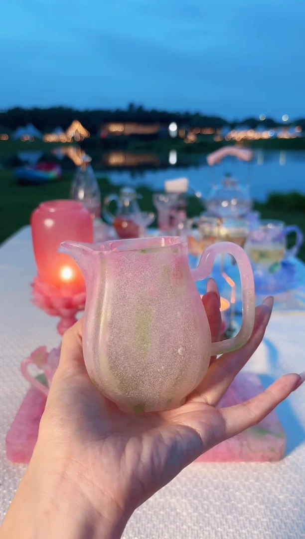 卡普拉 --粉绿 沁茗公杯