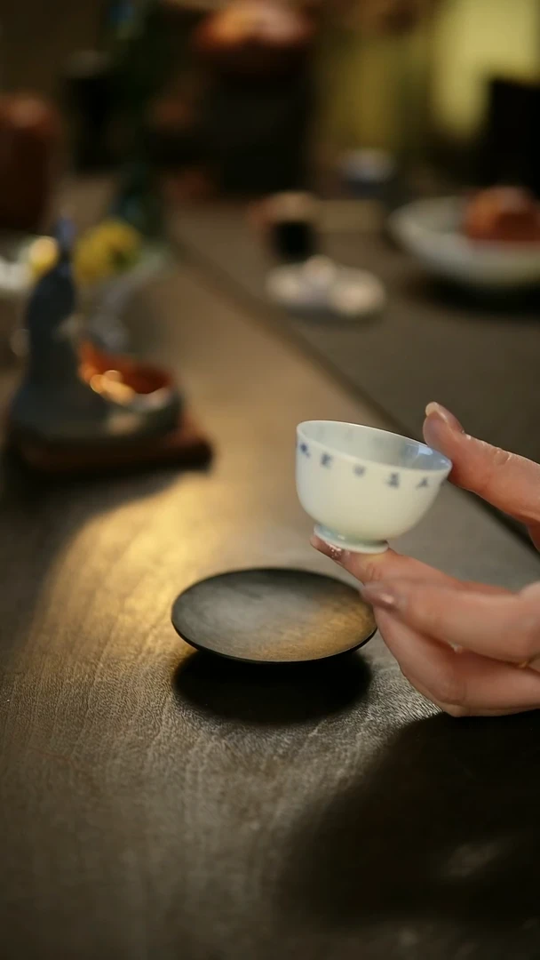阿眠   福利陋影薄胎青花手绘诗文品茗杯