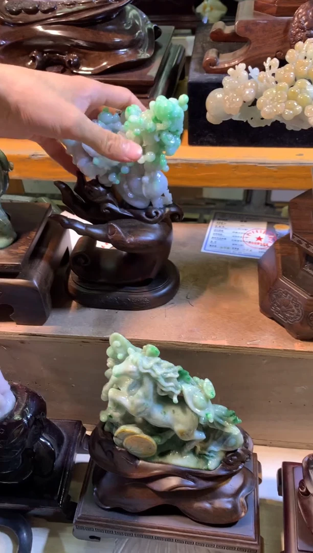 未镶嵌挂件翡翠落***情翡翠摆件