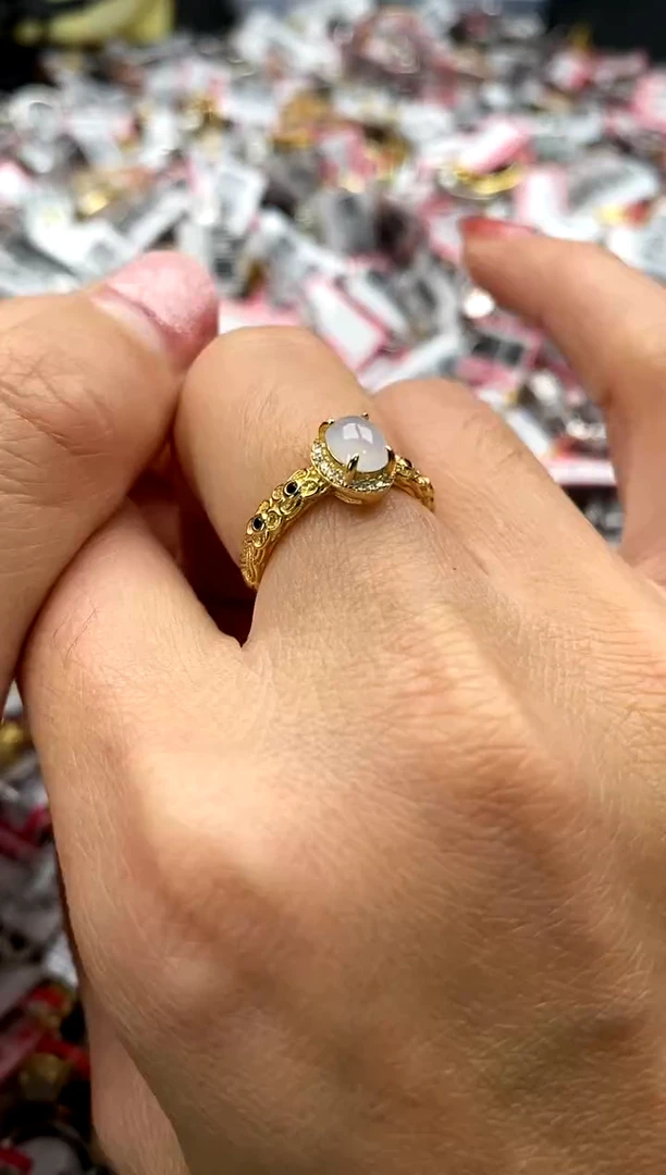 【闪购商品】翡翠戒指银S925镶嵌666666666     7