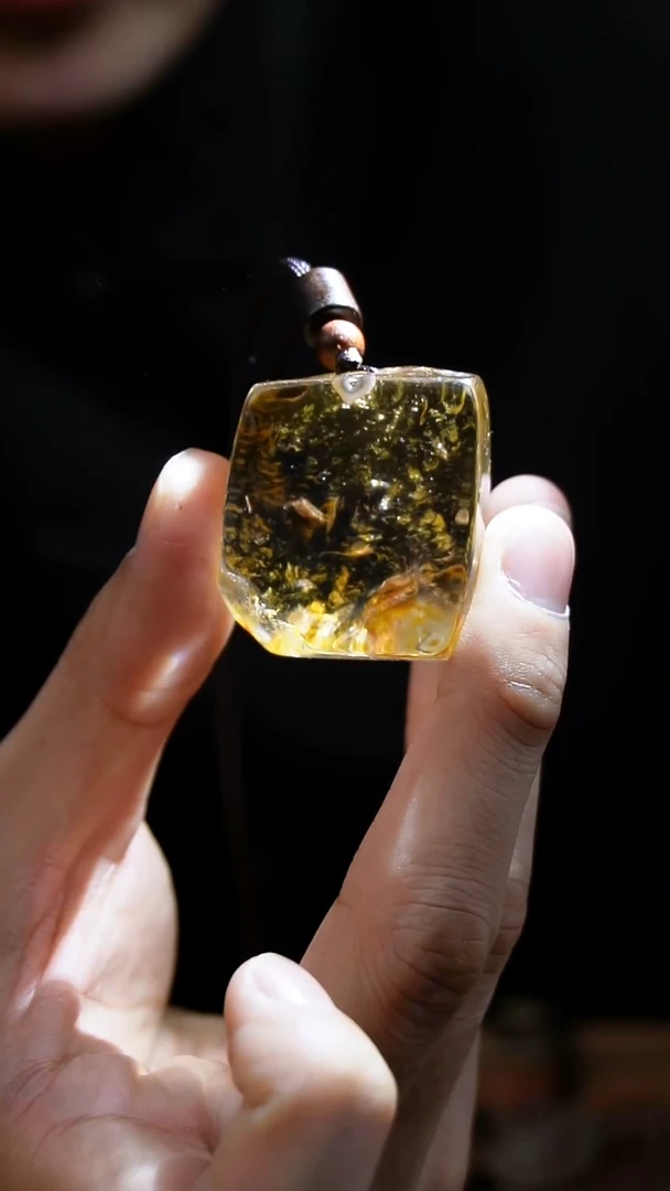 吊坠(赠链)未镶嵌水晶水晶