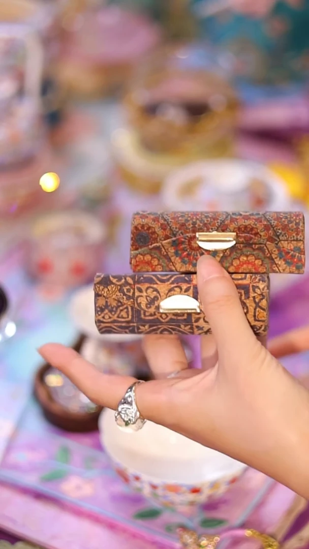 山怂阿卿直播间@@两个